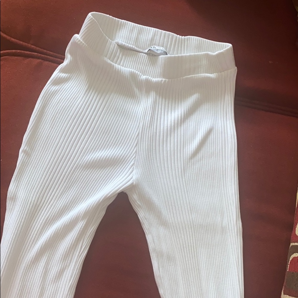 Cute white flare pants from Zara